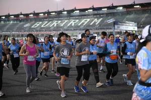 BIB: 518, 5006
                            <button type="button" onclick="openModal(10462377)" class="btn btn-primary btn-sm float-right btn-popup" data-toggle="modal" data-target=".modal-high-quality">
                        <i class="fas fa-shopping-cart"></i> Add to Cart
                    </button>
                                            <button type="button" onclick="isThisMe(10462377, true)" class="btn btn-success btn-sm float-right btn-popup btn-isme hidden" data-toggle="tooltip" data-placement="bottom" title="นี่คือรูปของคุณใช่ไหม คลิกที่นี่เพื่อเอาเข้าอัลบั้ม">
                        <i class="fas fa-plus"></i> Add to album
                    </button>
                    <button type="button" onclick="isThisMe(10462377, false)" class="btn btn-warning btn-sm float-right btn-popup btn-isnotme hidden">
                        <i class="fas fa-ban"></i> Remove from album
                    </button>